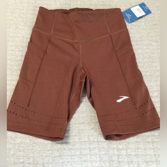 Brooks Women’s Method 8” Short Tight Run Raisin Size S - Picture 1 of 8
